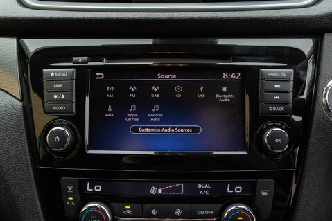 Nissan Qashqai DIG-T N-CONNECTA 25