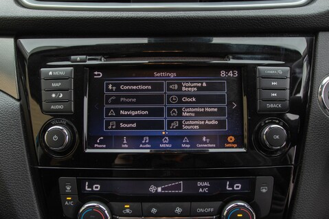 Nissan Qashqai DIG-T N-CONNECTA 29