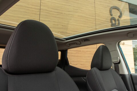 Nissan Qashqai DIG-T N-CONNECTA 33