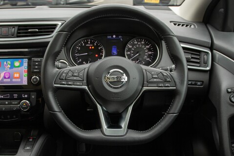 Nissan Qashqai DIG-T N-CONNECTA 21