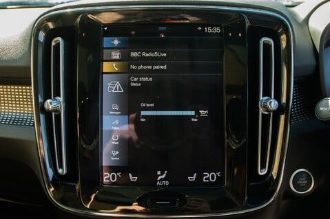 Volvo XC40 RECHARGE T4 R-DESIGN 26