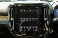 Volvo XC40 RECHARGE T4 R-DESIGN 31