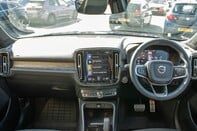 Volvo XC40 RECHARGE T4 R-DESIGN 3