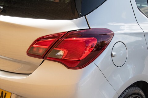 Vauxhall Corsa SRI VX-LINE NAV BLACK S/S 9