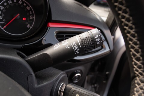 Vauxhall Corsa SRI VX-LINE NAV BLACK S/S 18