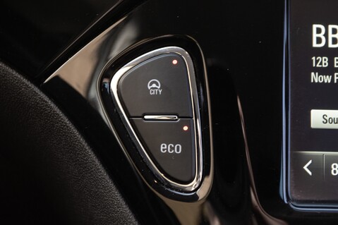 Vauxhall Corsa SRI VX-LINE NAV BLACK S/S 30