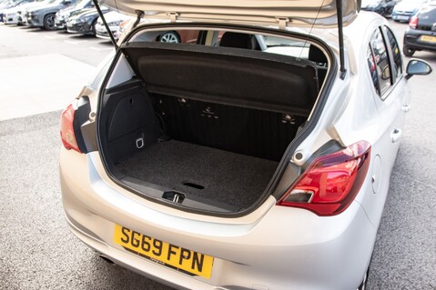 Vauxhall Corsa SRI VX-LINE NAV BLACK S/S 32