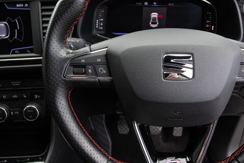 SEAT Leon TSI EVO FR BLACK EDITION 19
