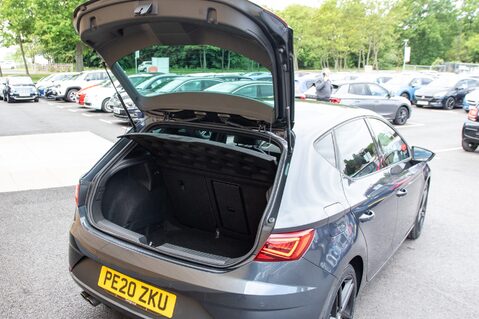 SEAT Leon TSI EVO FR BLACK EDITION 35