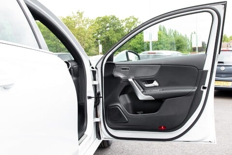 Mercedes-Benz A Class A 180 SPORT EXECUTIVE 14