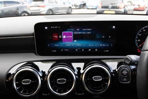 Mercedes-Benz A Class A 180 SPORT EXECUTIVE 24