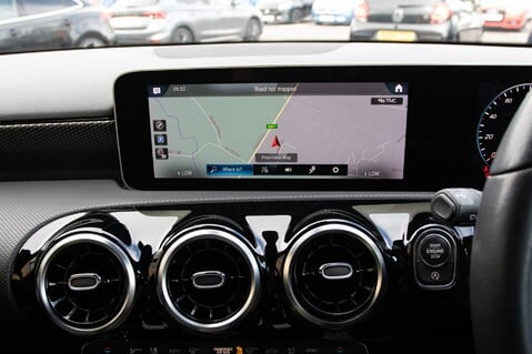 Mercedes-Benz A Class A 180 SPORT EXECUTIVE 25