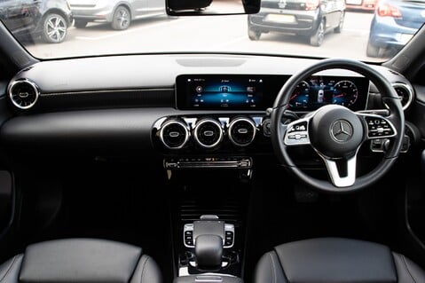 Mercedes-Benz A Class A 180 SPORT EXECUTIVE 3