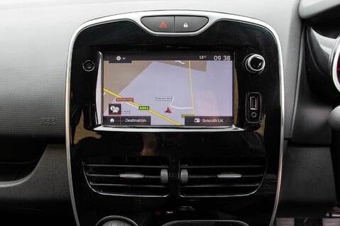 Renault Clio DYNAMIQUE S NAV TCE 27