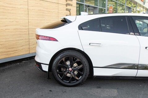 Jaguar I-Pace SE 7