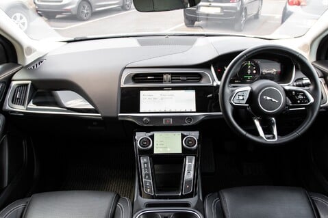 Jaguar I-Pace SE 3