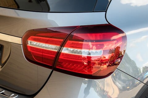 Mercedes-Benz GLA Class GLA 200 AMG LINE EDITION 9