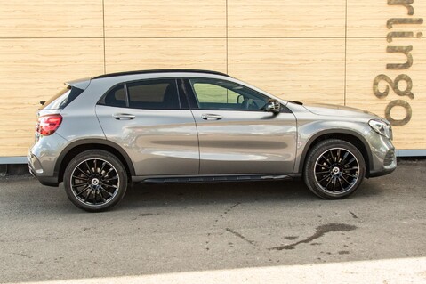 Mercedes-Benz GLA Class GLA 200 AMG LINE EDITION 12