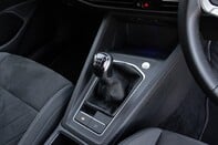 Volkswagen Golf STYLE TSI 31