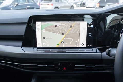 Volkswagen Golf STYLE TSI 25