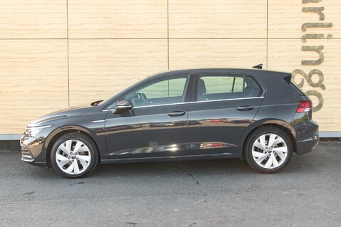 Volkswagen Golf STYLE TSI 13
