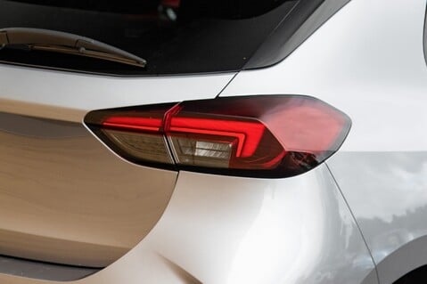 Vauxhall Corsa SRI PREMIUM 9