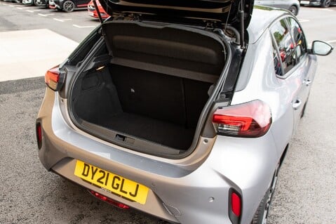 Vauxhall Corsa SRI PREMIUM 34