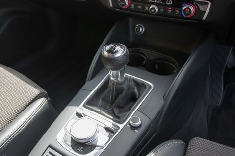 Audi A3 SPORTBACK TFSI S LINE 31