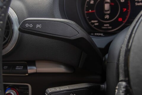 Audi A3 SPORTBACK TFSI S LINE 18