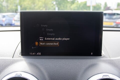 Audi A3 SPORTBACK TFSI S LINE 25