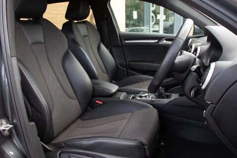 Audi A3 SPORTBACK TFSI S LINE 30