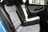 Hyundai i30 T-GDI SE NAV 37