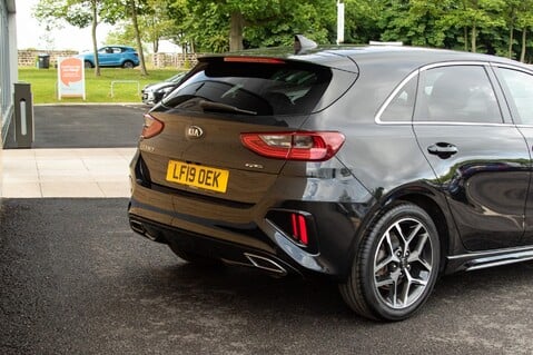 Kia Ceed CRDI GT-LINE 8