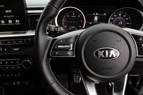 Kia Ceed CRDI GT-LINE 19