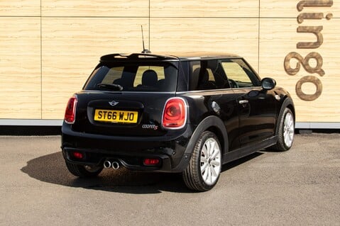 Mini Hatch COOPER S 2