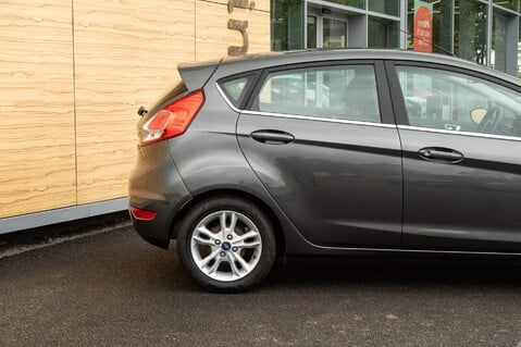 Ford Fiesta ZETEC 7