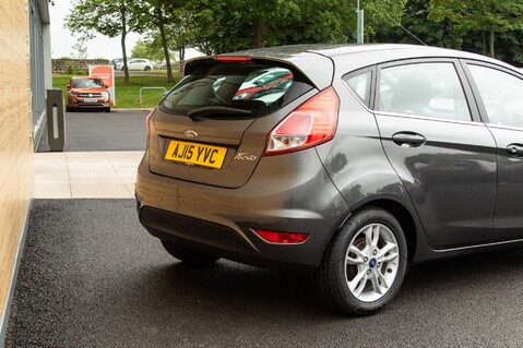 Ford Fiesta ZETEC 8