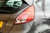 Ford Fiesta ZETEC 9