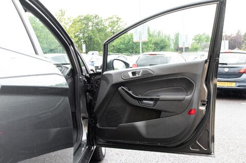 Ford Fiesta ZETEC 14