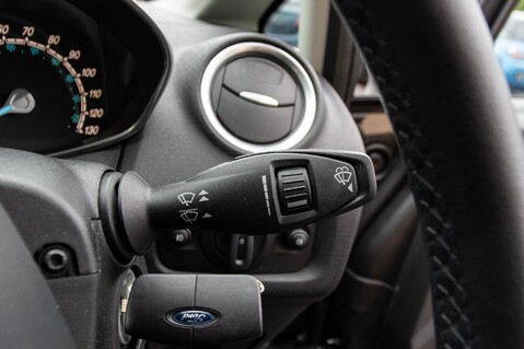 Ford Fiesta ZETEC 18