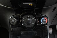 Ford Fiesta ZETEC 31