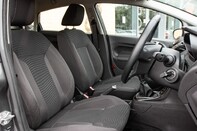 Ford Fiesta ZETEC 28