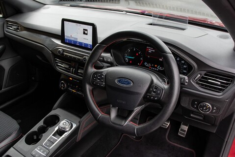 Ford Focus ST-LINE X TDCI 4