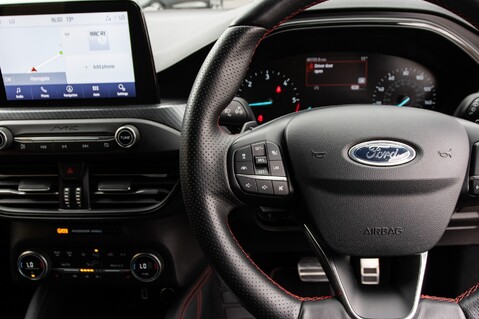Ford Focus ST-LINE X TDCI 19