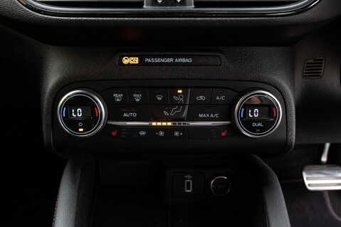 Ford Focus ST-LINE X TDCI 34