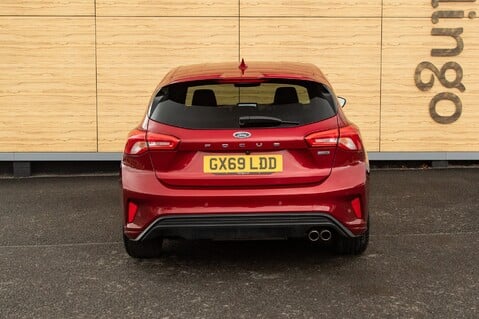 Ford Focus ST-LINE X TDCI 6
