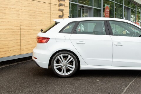 Audi A3 SPORTBACK TFSI S LINE 7