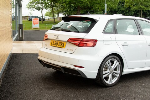 Audi A3 SPORTBACK TFSI S LINE 8