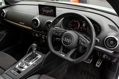 Audi A3 SPORTBACK TFSI S LINE