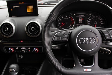 Audi A3 SPORTBACK TFSI S LINE 19